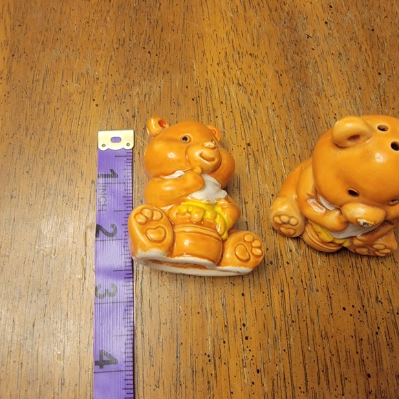 Vintage Hunny Bear Salt Shaker & Toothpick Holder - Picture 4 of 4